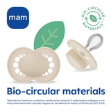 MAM sut 6+ måneder (2 pakke) MAM 6-16 måneder Glow in the Dark med gummisut, 2 pakke med steriliserende sutteholder, lyseblå/lyseblå