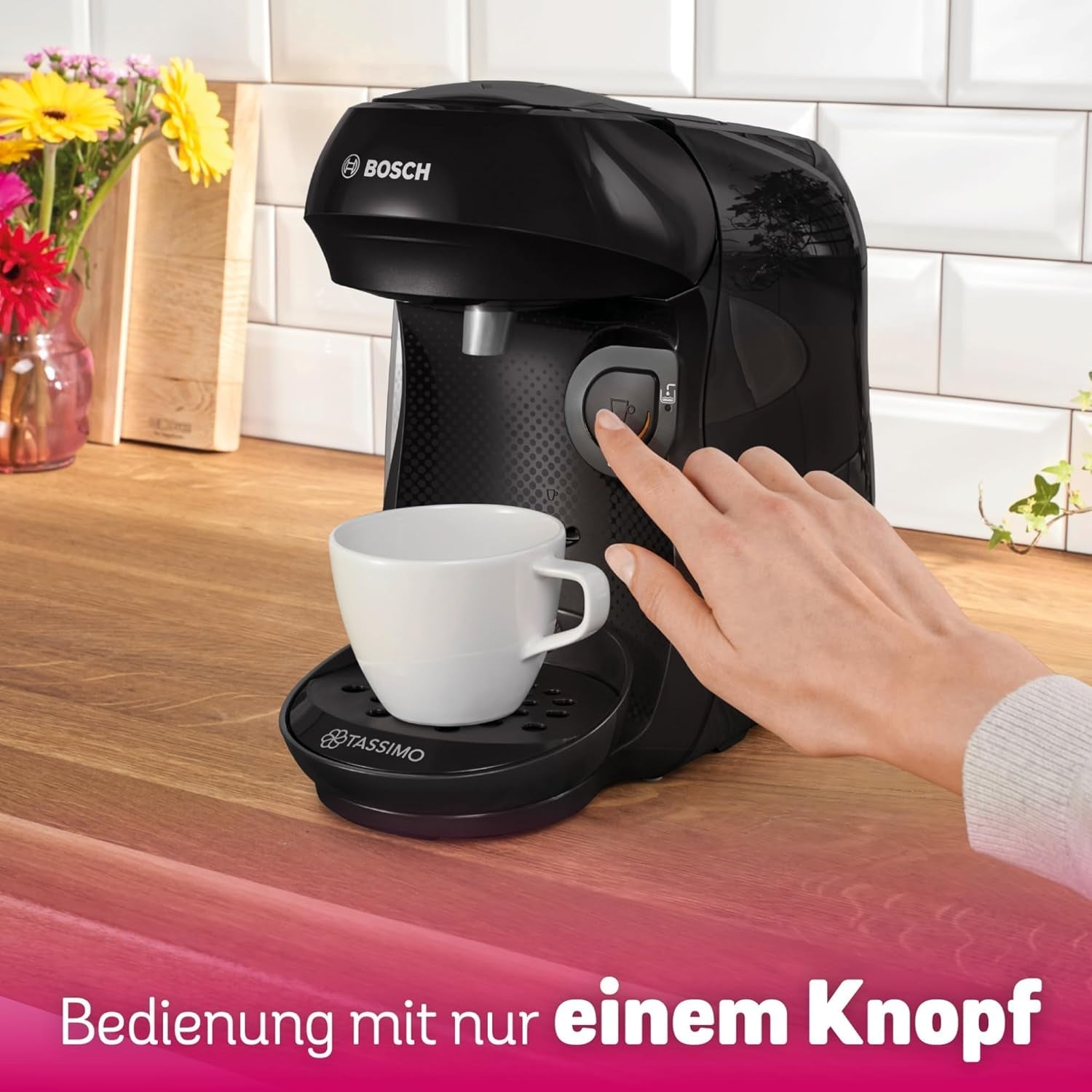Bosch Tassimo Happy Friendly TAS102E Kapsel Espressomaskine, 70+ drikkevarer, Velegnet til alle kopper, Auto-Stop, Bæredygtig, Perfekt Dosering, Pladsbesparende, 1400W, Sort