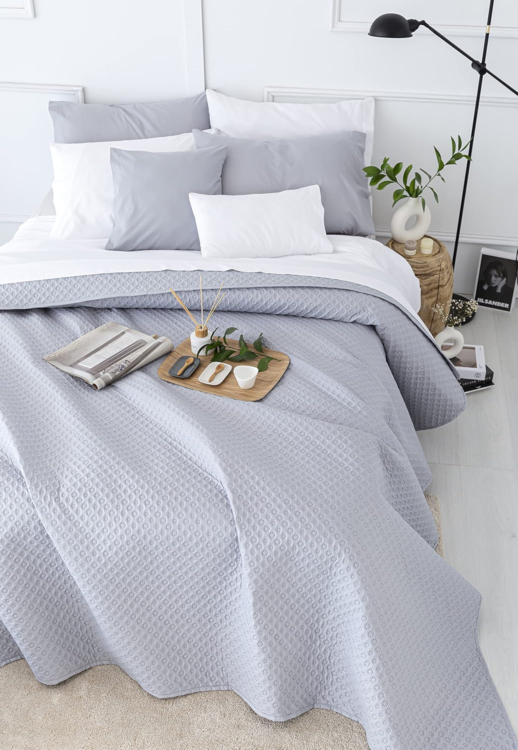 Todocama Fine Boutique sengetæppe med piquémønster, til forår, sommer, efterår og vinter, 100% super blødt mikrofiber, multifunktionelt tæppe, 140/150/160-250 X 260 cm, lysegrå Senge og tæpper Beuche den Todocama-Store
