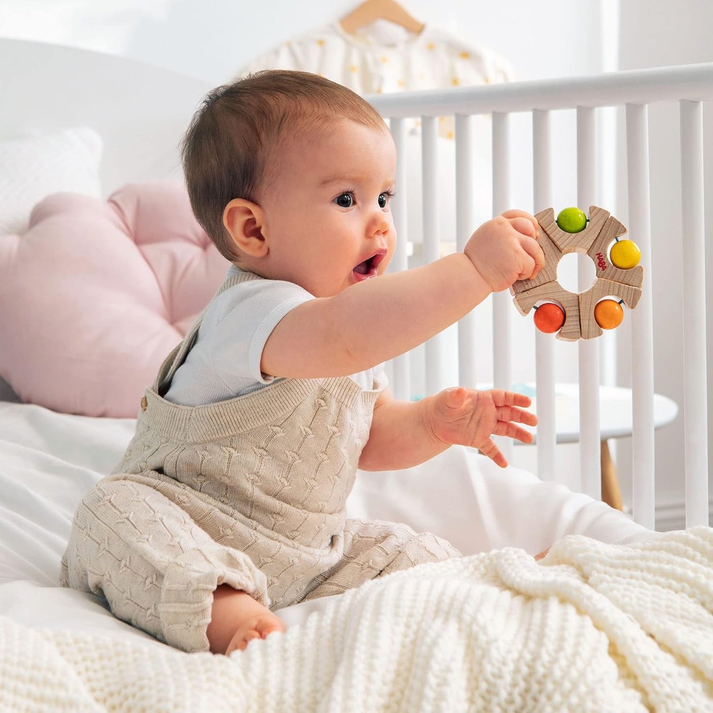 HABA 306692 - Fangelegetøj med kuglehjul, Fangstlegetøj fra 6 måneder, Fremstillet i Tyskland, Farverigt Bebe Toys Naty Shop