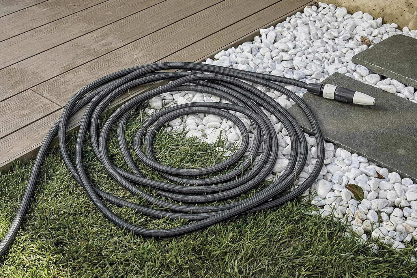 GF SRL, Aquapop Grey Easy 10, 10 meter selvforlængende flettet slange, fremstillet i Italien, med mini havesprøjte og stik til havevanding, mørkegrå