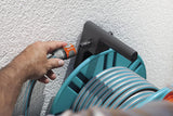 Gardena Classic 60 vægslangetromle med slangestyretromle: Til nem vægmontering, med anti-drypsystem, vinklet tilslutning, stor kapacitet, pladsbesparende (2650-88)