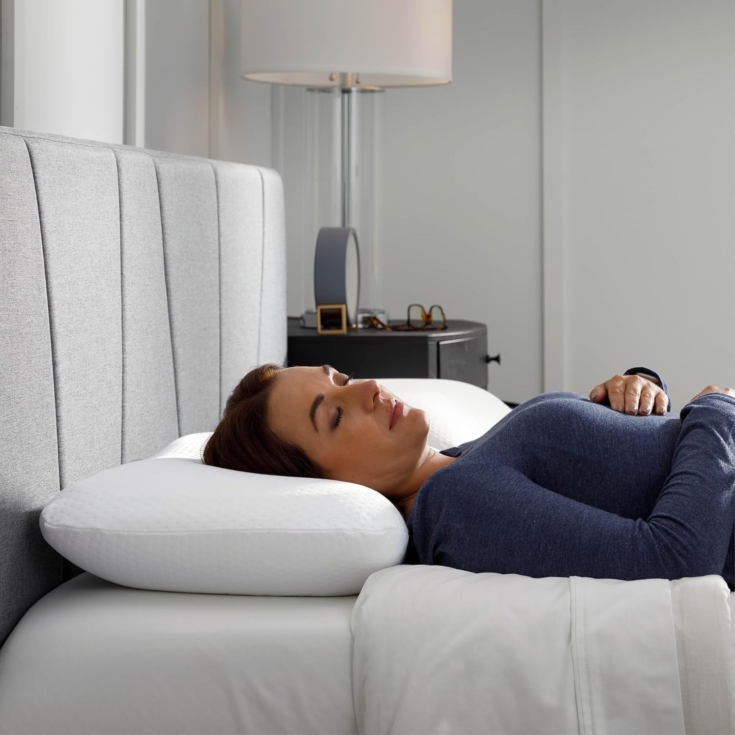 TEMPUR-PEDIC Symphony Pude Lavet af memory skum, Luksuriøs, Blød, Standard, Hvid Standardpuder Naty Shop