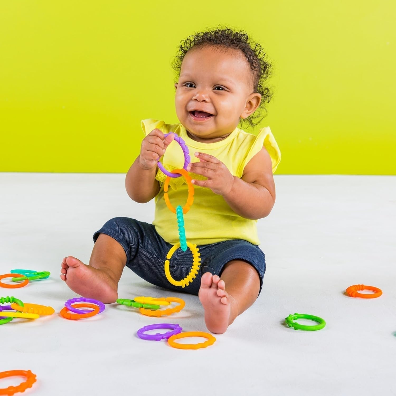 Bright Starts, Oball, Stroller Chain Connecting Links, Masser af Links, Foldbar, Let at fastgøre, Let at rengøre, Perfekt til rejse Bebe Toys Naty Shop