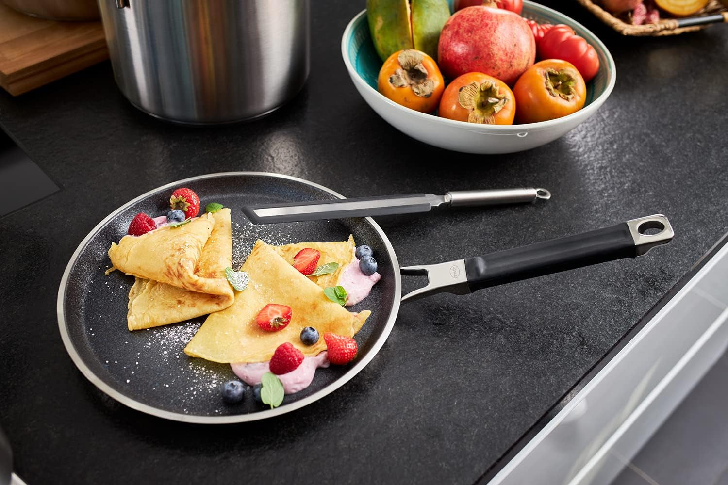 RÖSLE SILENCE PRO pandekagepande, premium ridsefast Proresist non-stick belægning, 18/10 rustfrit stål, velegnet til induktion Gryder og pander Naty Shop