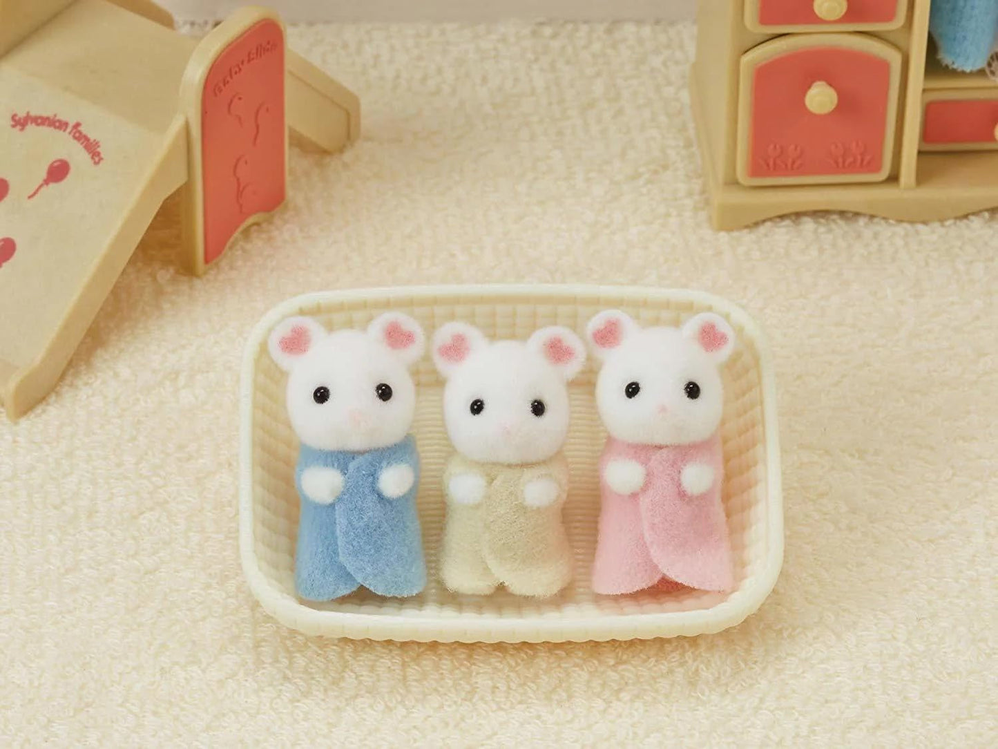 Sylvanian Families L5337 Marshmallow Mouse Triplets - Dukkehusfigurer Naty Shop Dukker