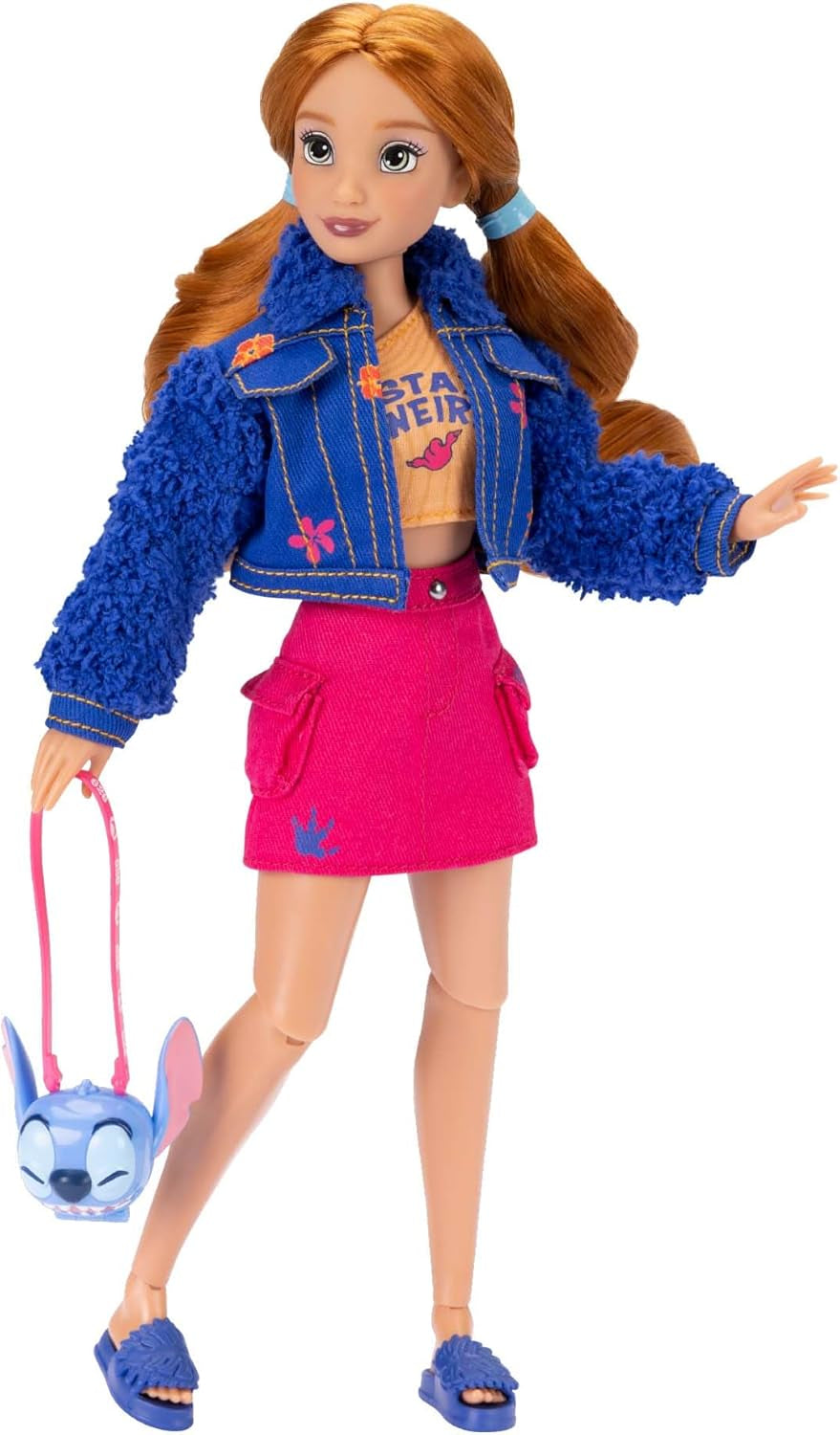 Disney ILY 4EVER Stitch modedukker med rødt hår, 29 cm høje, med 13 artikulationspunkter, to komplette mix-and-match outfits og en funklende Mickey-ring til dig!