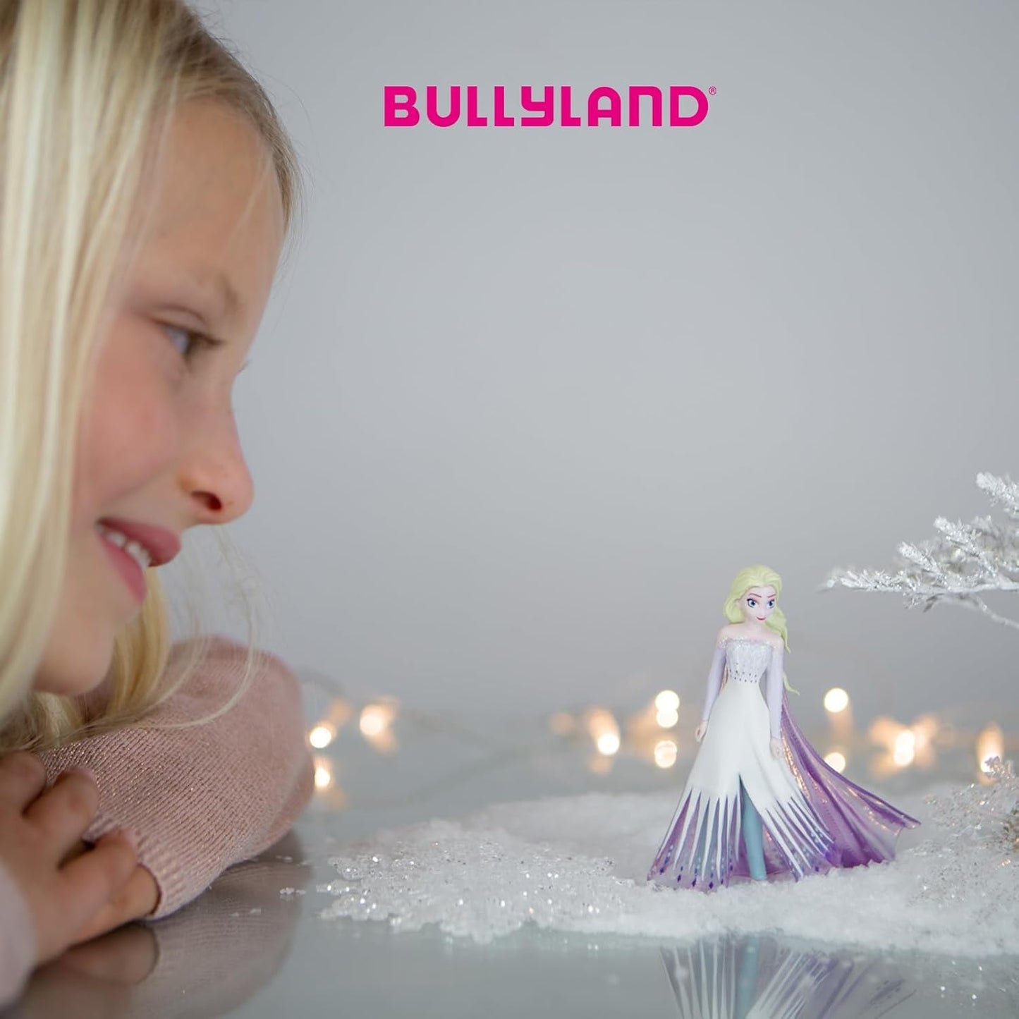 Bullyland 12960 - Prinsesse Anna figur fra filmen Frozen af ​​Walt Disney, ca. 9,5 cm, meget detaljeret, ideel som en lille gave til børn fra 3 år og opefter