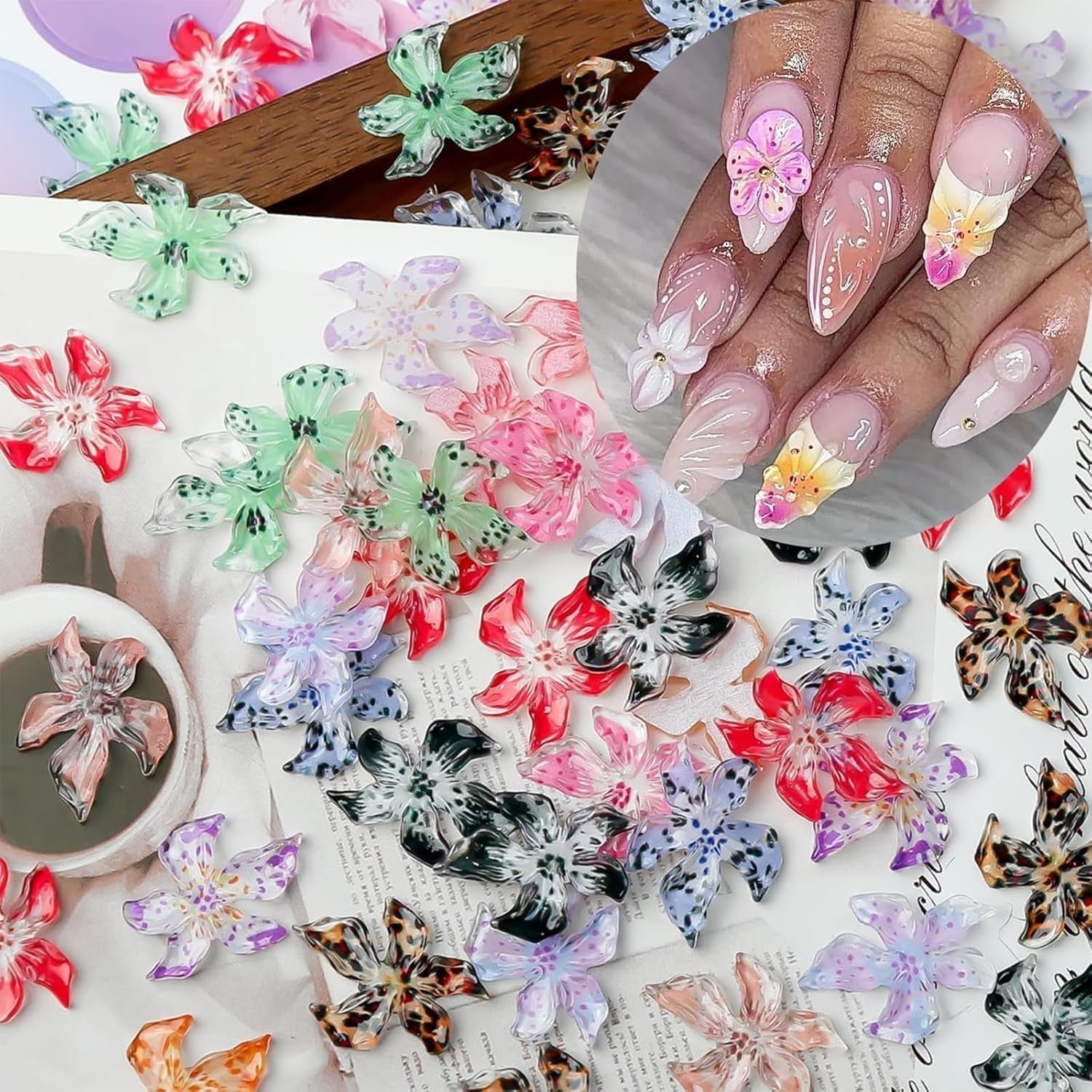 50 stk 3D Flower Nail Charms, 3D Gel Nail Art, Nail Charms, Farverige Sommer smykker, DIY Negle Accessories, Prægede Hibiscus Flower Crystals, Gradient Nail Art til kvinder