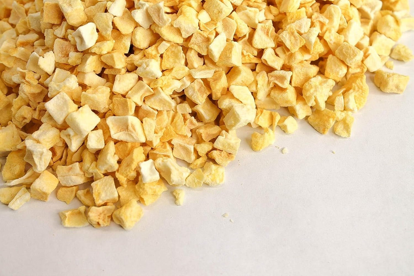 Frysetørrede mangostykker 100g - Frysetørret frugt - Frysetørret tørret frugt - Tørret mango - Perfekt til snacks, bagning, müsli, smoothies og desserter Tørrede produkter Naty Shop