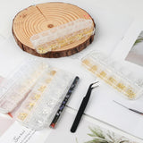 Sømnøglekæder 4 æskesæt - 48 typer guld og sølv 3D sømnøglekæder (sommerfugle, blomster, perler osv.) + pincet og kuglepen - til gør-det-selv-gel- og akrylnegle | Ideal for nail salon and home