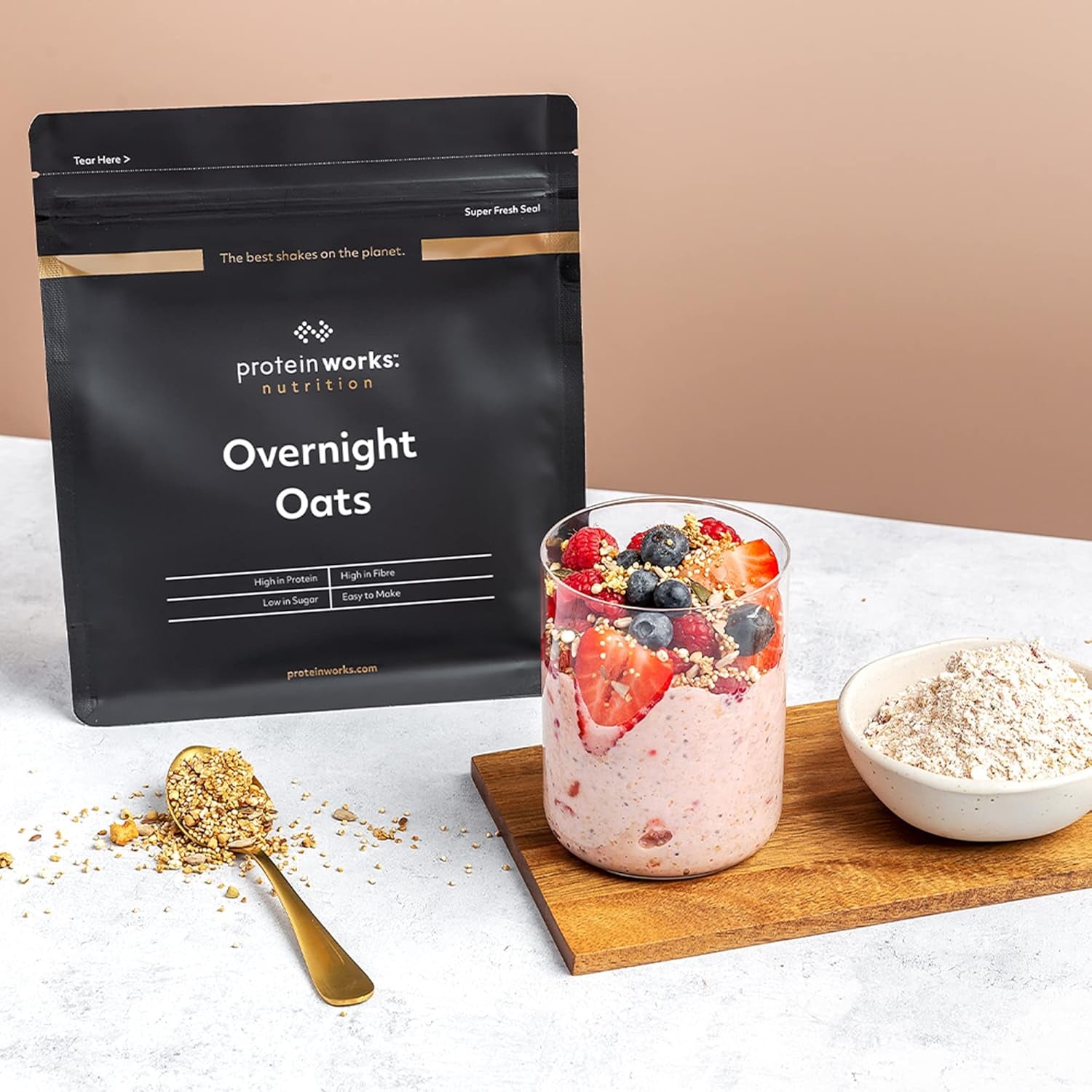 Overnight havregrød med protein | Mørk chokolade og hindbær | Højprotein morgenmad | Snack med lavt sukkerindhold | Havregryn med lavt GI | 500 g