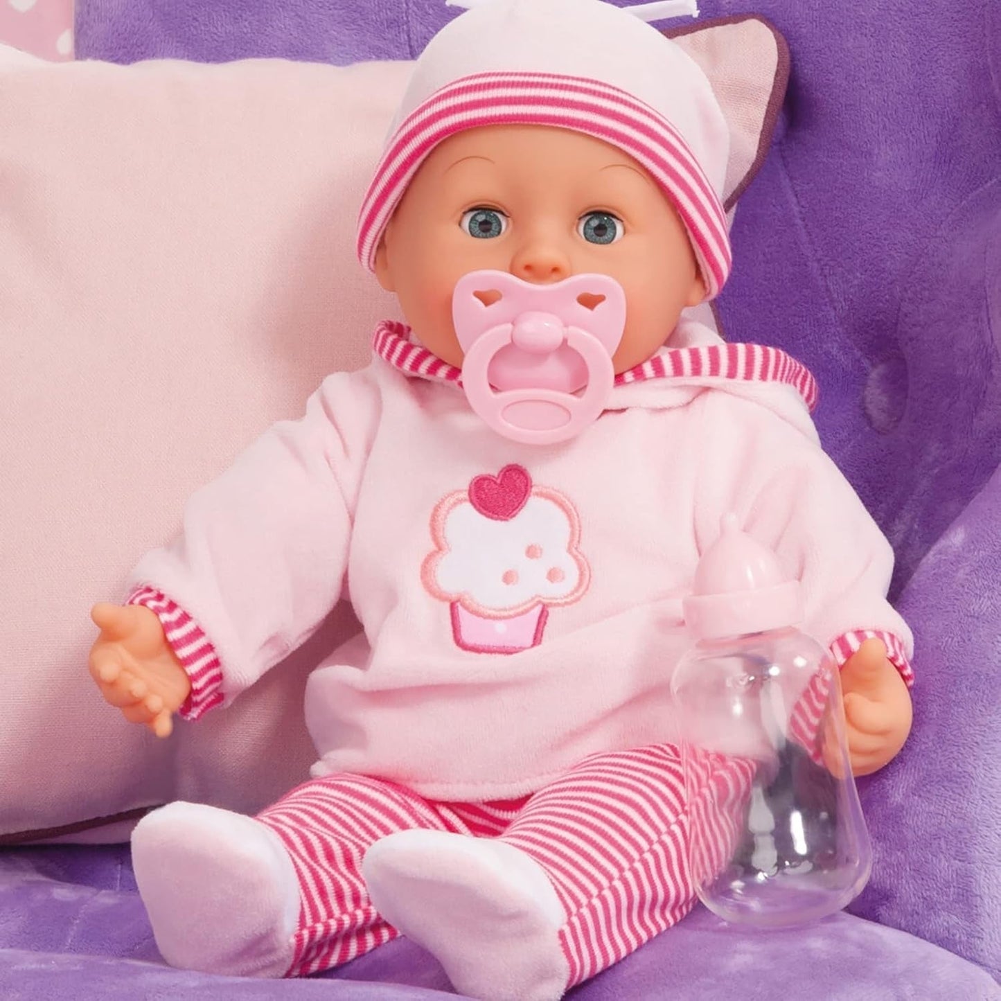 First Words dukke med søvnige øjne, taler 24 babylyde, med dukke og flaske, 38 cm, pink/striber Naty Shop Dolls