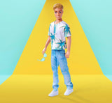 SIMBA 105733729 Steffi Love Kevin Legedukke bærer top med palmeprint og seje jeans inklusive solbriller 30 cm 3 år gamle Naty Shop-dukker