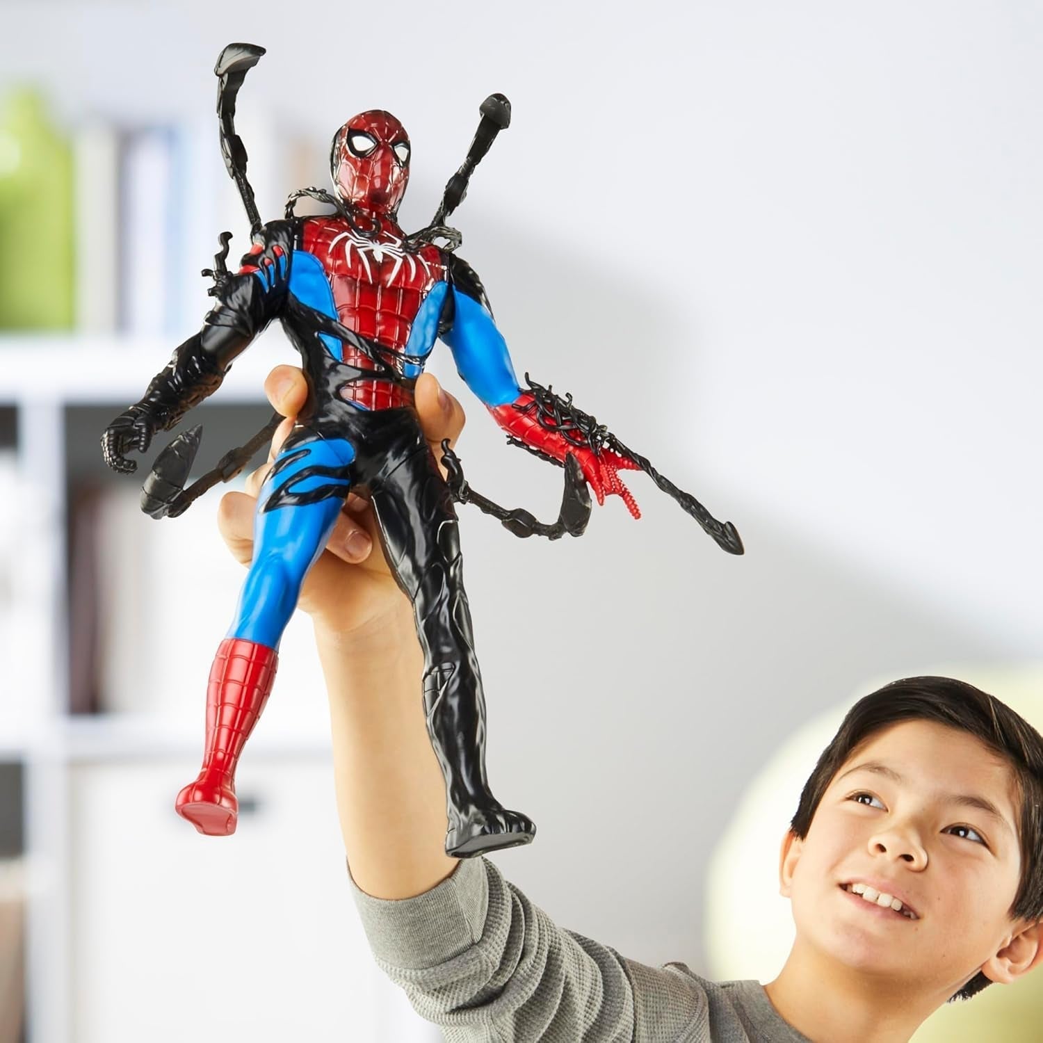 Marvel Spider-Man Venomversus Spider-Man Color Changer Actionfigur med tilbehør Actionfigurer Naty Shop