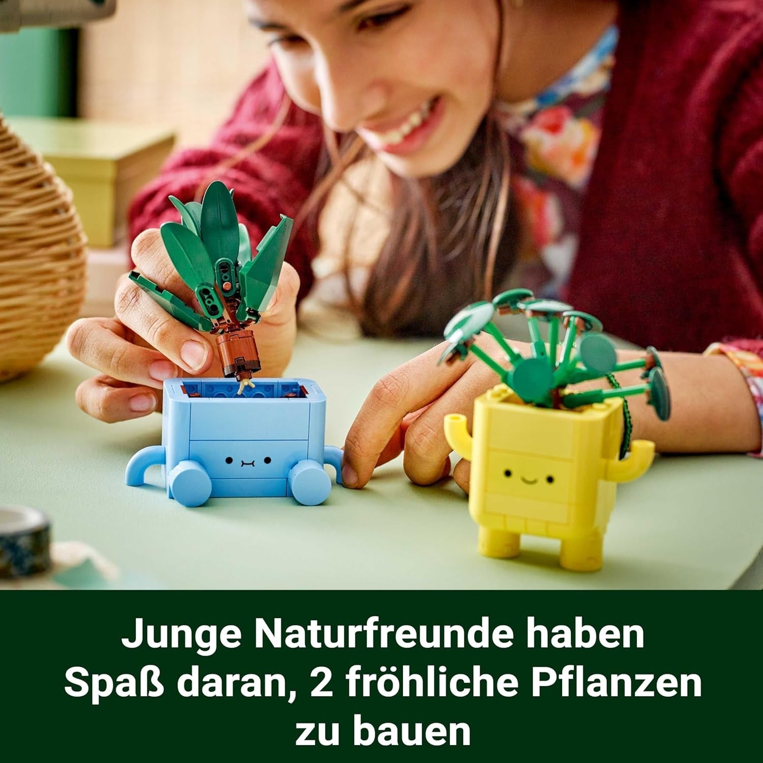 LEGO Botanicals Happy Plants - DIY sæt til børn med 2 kunstige blomster og 2 farverige urtepotter med tegneserieansigter - Gaveidé til piger fra 9 år - 10349 Besuche byggesæt den LEGO-Store