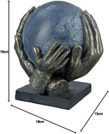Casablanca moderne design GILDE Deco Skulptur Figur Red verden - Globus i hænderne - Højde 19 cm Statuetter og skulpturer Naty Shop