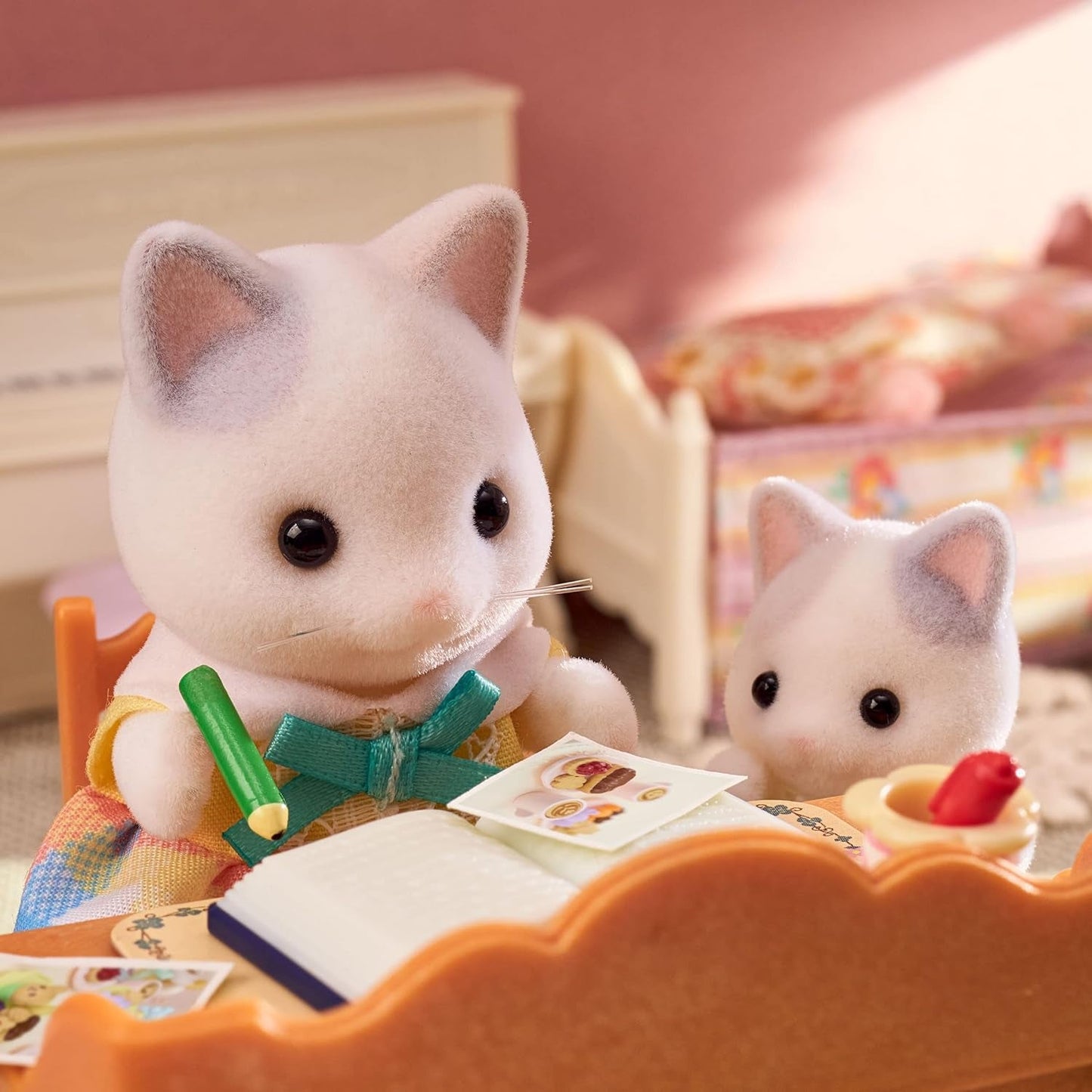 Sylvanian Families - 5738 Milk Cat Family - Dukkehusfigurer