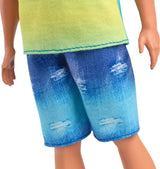 Ken Barbie Fashionista dukke nr. 236 med sort hår, blågrøn ombré tanktop, denimshorts og sølv sneakers, HYV00