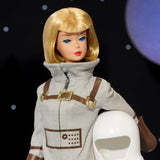 Mattel Barbie Miss Astronaut samlerdukke med sølvdragt, rumstøvler og hjelmtilbehør, vintage reproduktion af 1965 original, JBJ48 Naty Shop Dolls