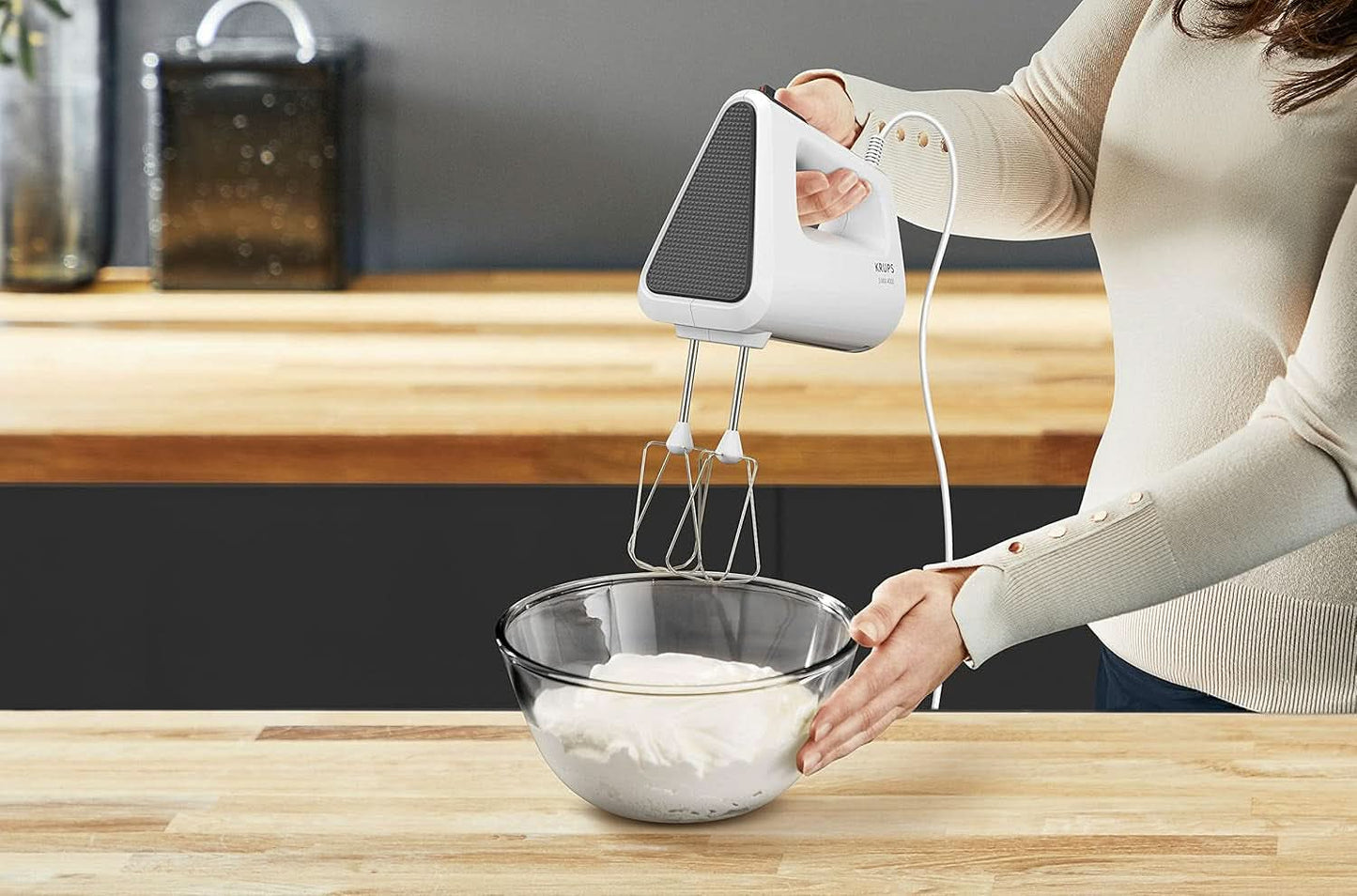 Krups GN4001 3 Mix 4000 Håndmixer | 450 watt | Robust design | Variabel hastighedsregulator | Turbo-Und Auswurf-Funktion | Inkl. 2 Rührbesen Und 2 Knethaken | Weiß/Grau Kitchen Naty Shop