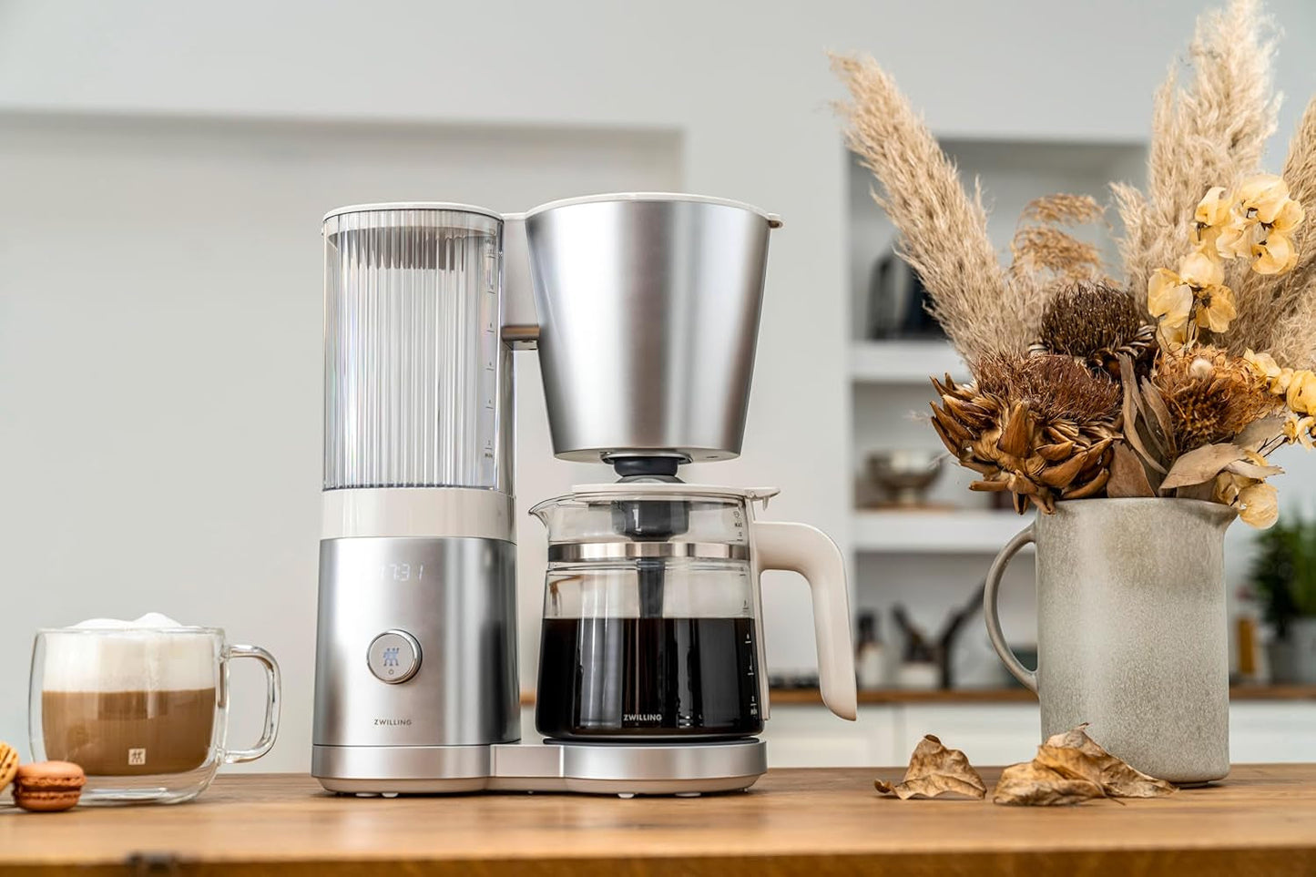 ZWILLING ENFINIGY Filter-espressomaskine med 1,5 l glaskaraffel, espressomaskine med rustfri stålkedel, blomstrende funktion og smart afkalkning, plastik, sølv