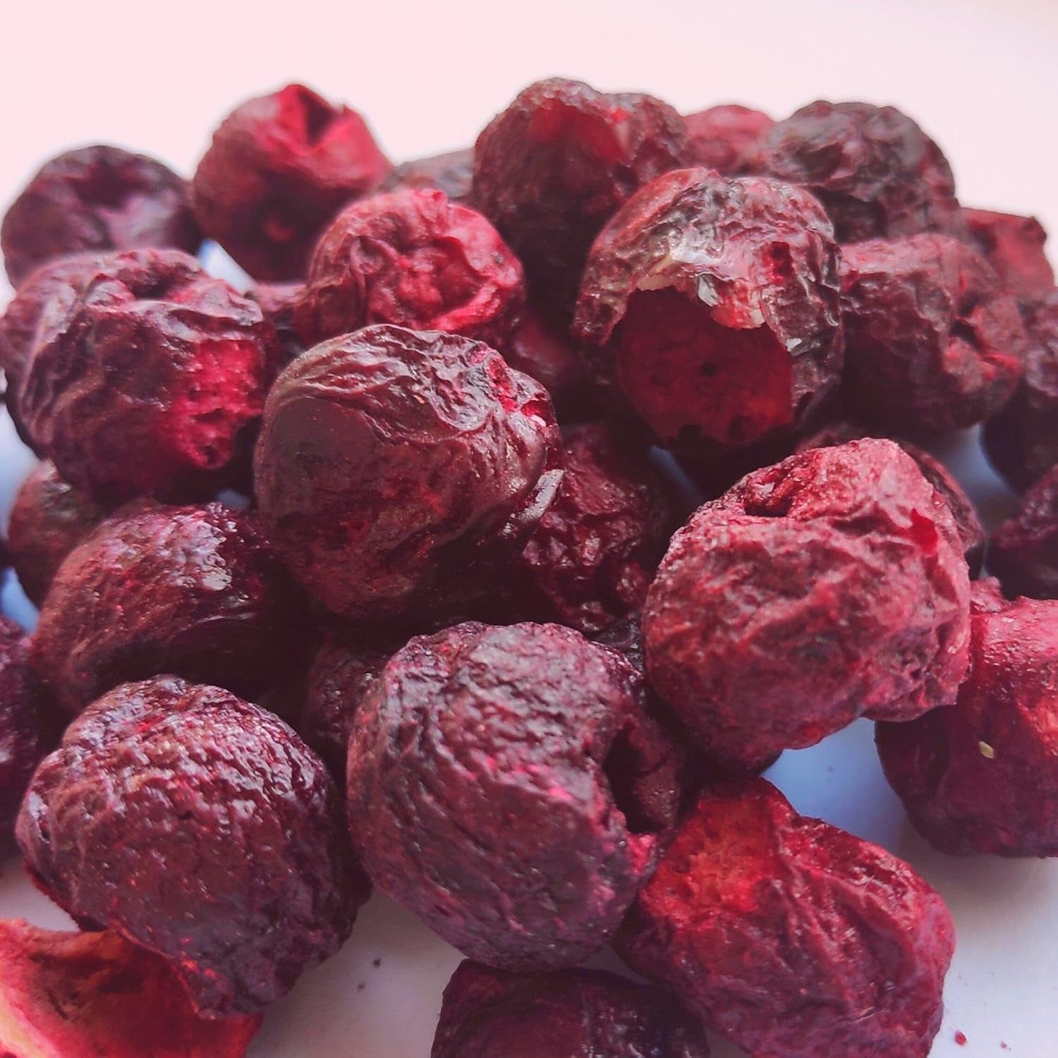 Freeze-dried cherries | Dried sour cherries | Frysetørrede frugter | Frysetørret tørret frugt | Frysetørrede frugter Tørrede kirsebær | Pels Smoothie Frysetørret frugt (90g) Dehydrerede produkter Naty Shop