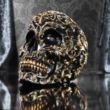 Renæssancekranie, 19 cm, harpiks, sort og guld, guldbarokmønster, sort kraniedekoration, gotisk dekoration, støbt i fineste syntetisk harpiks, håndmalet af eksperter Statuetter og skulpturer Naty Shop
