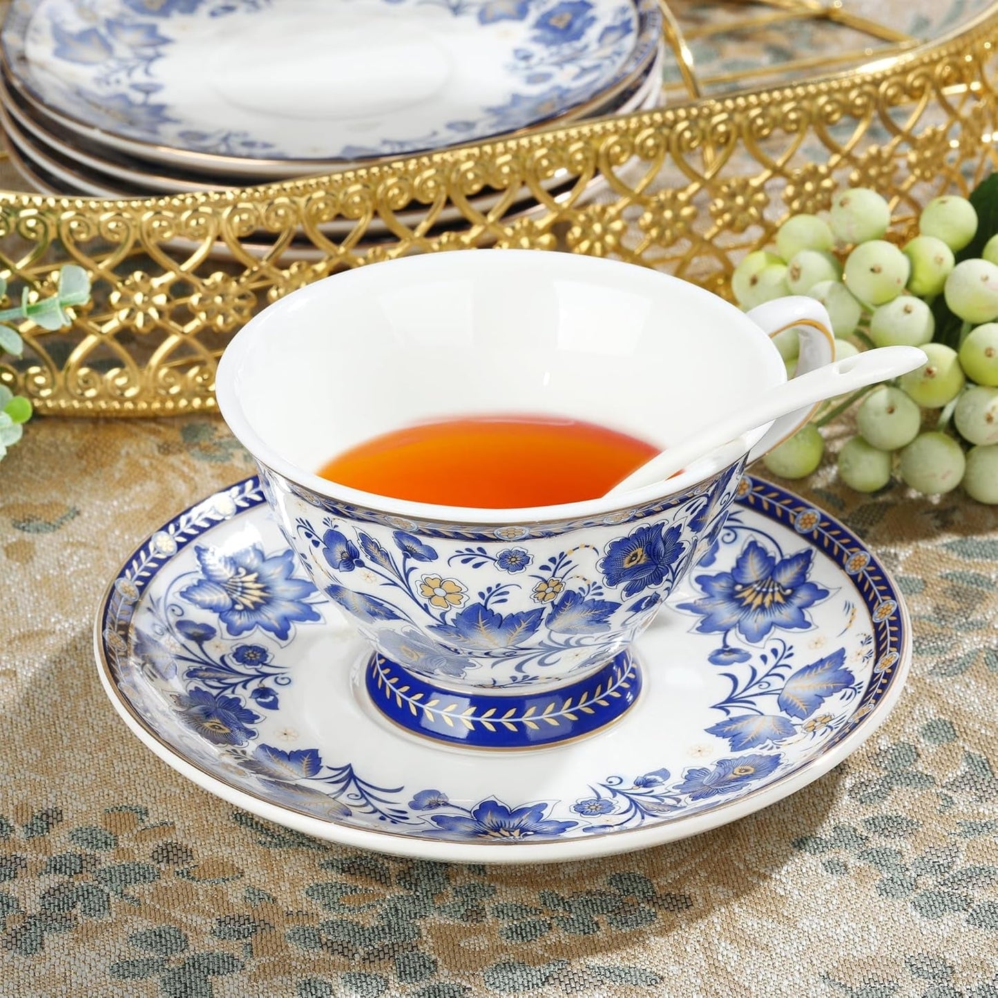 Fanquare Blue Flower Porcelæn Tesæt med Metal Stand Vintage Porcelæn Kaffekop og Underskål Engelsk Kaffesæt til voksne