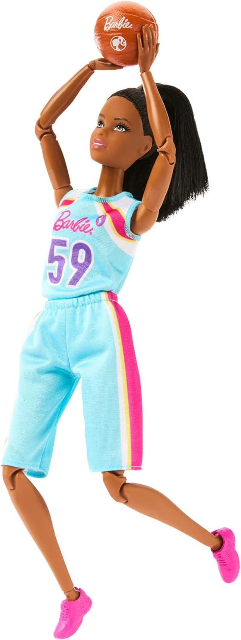 Barbie lavet til at flytte dukke og tilbehør, brunette basketballspiller med aftagelig sportskjole og bold, 22 led, HKT74