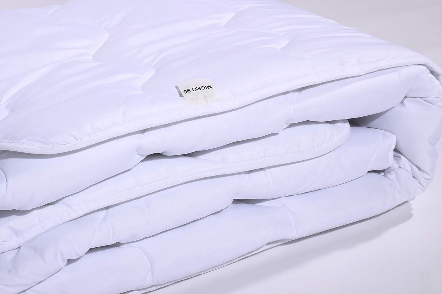 BONEX quilt Micro 95 Quiltet quilt Anti-allergisk Til allergikere 100% mikrofiber 155X200 Cm 1400 G Dyner og dyner Naty Shop