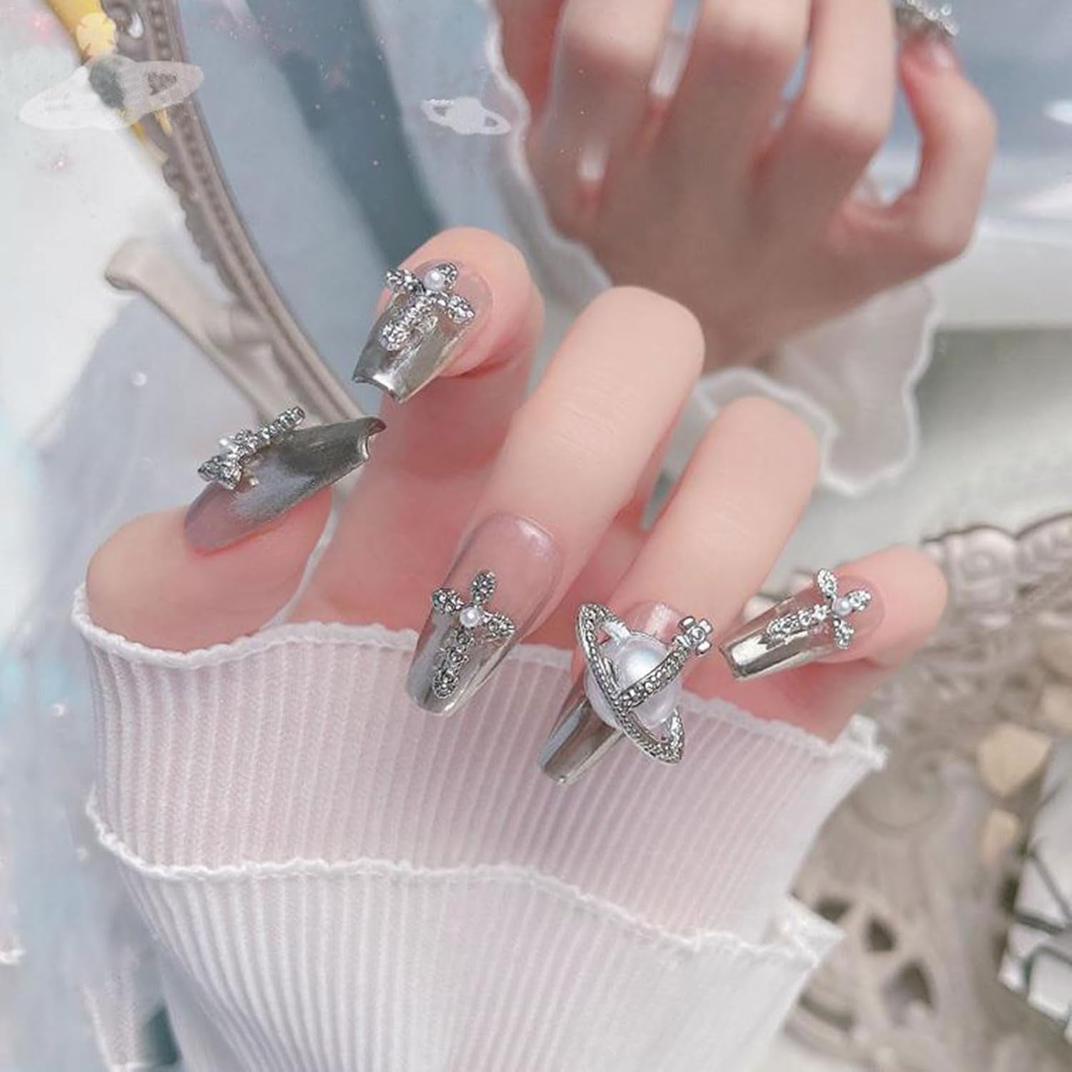 Planet Nail Art Charms, 32 Stück Saturn Shape Nagel Edelsteine ​​​​Für Acrylnägel, Glänzender Nagel Strasssteines Mädchen Nail Art DIY Håndværk Dekoration Tilbehør