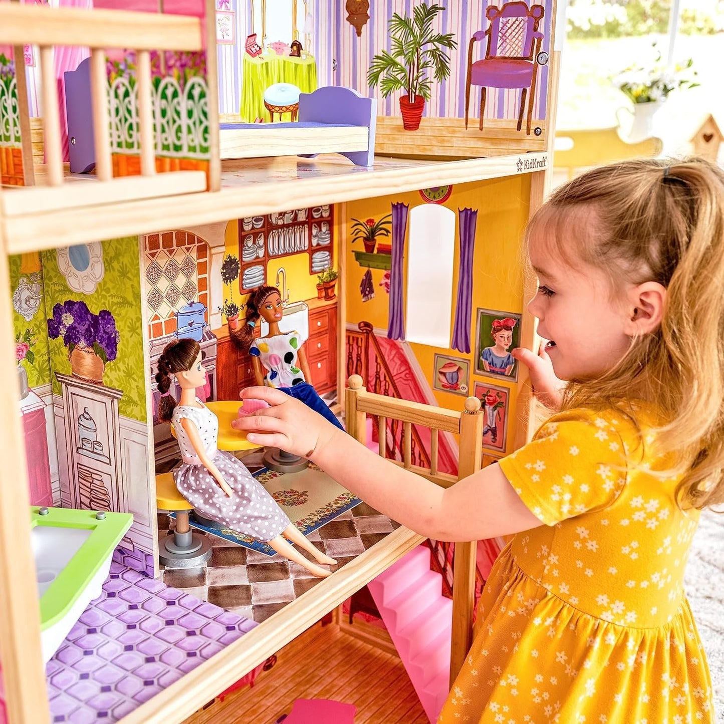 KidKraft Kayla trædukkehus med møbler og tilbehør, 3-lags legesæt til 30 cm dukke, legetøj fra 3 år og opefter, 65092 - eksklusivt på Amazon