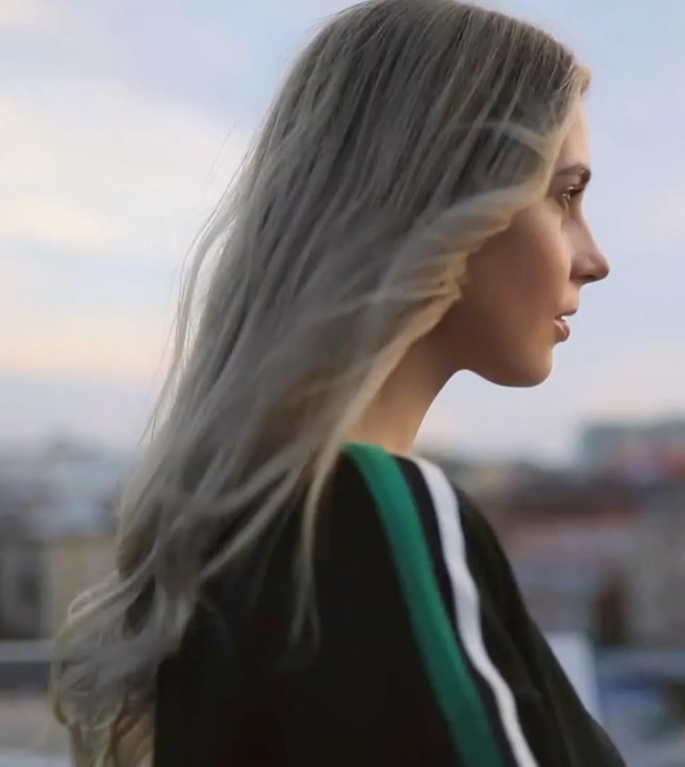 khadi BERLIN BLOND vegetabilsk hårfarve - farver hår i en kølig grå-blond nuance - naturlig hårfarve 100% vegetabilsk, naturlig og vegansk - 100g Hårfarve Naty Shop