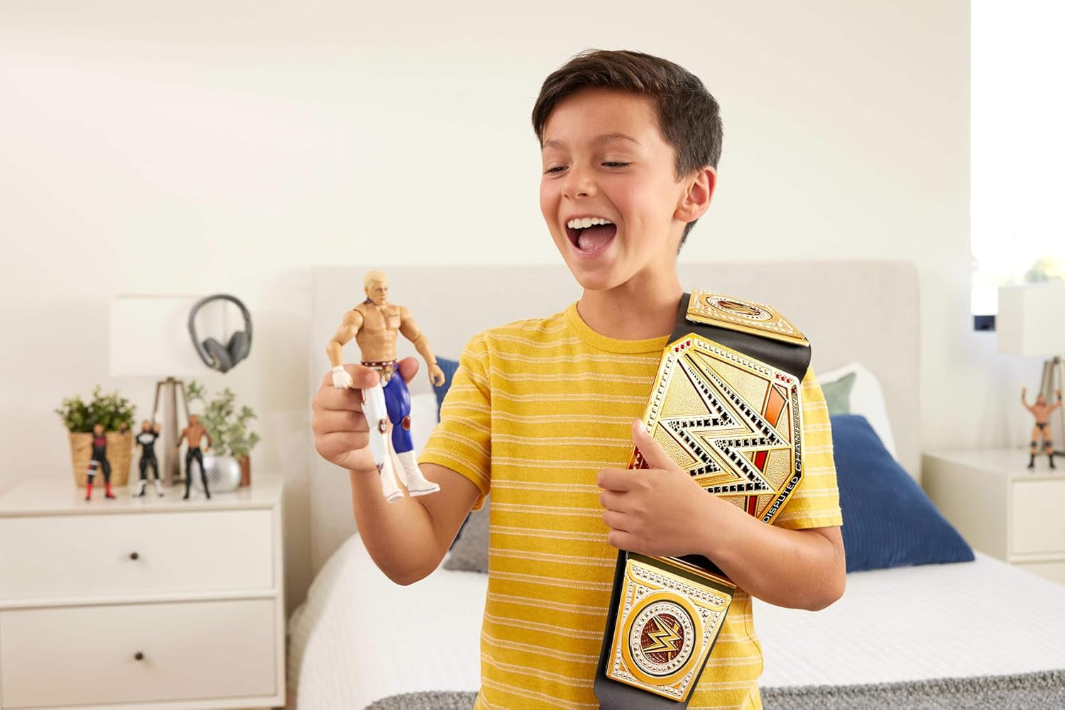 Mattel Mattel WWE Championship bælte, ubestridt WWE Universal Championship rollespil og kostume, ca. 100 cm langt bælte i imiteret læder med unik pasform, HYJ35 actionfigurer Naty Shop