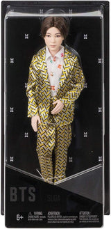 Mattel GKC92 - BTS Idol Suga Action Figur, K-Pop Merch samlerlegetøj, Multicolor