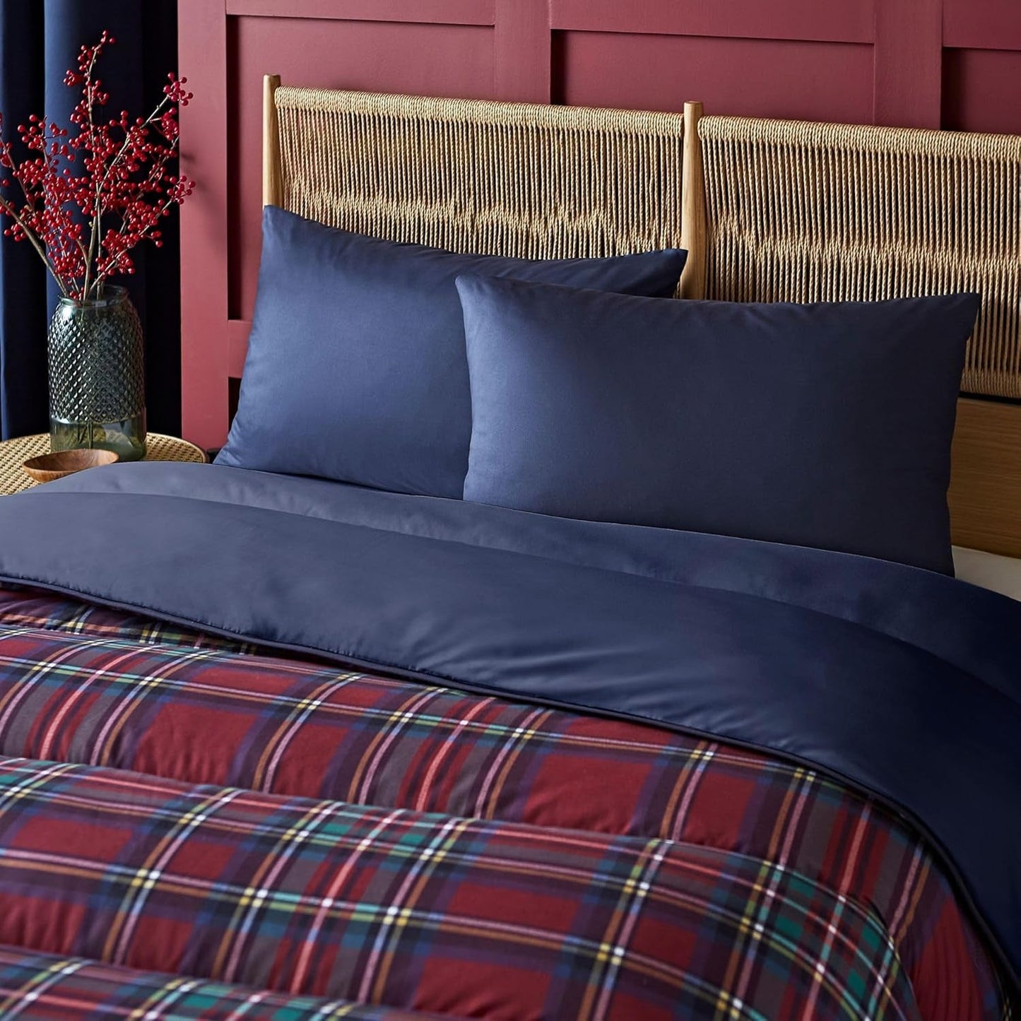 Night Lark Dyne- og Pudebetræk Sæt, 10,5 tom, Enkelt, Klassisk Rød Tartan, Luksus sengetøj, Hypoallergenisk, Maskinvaskbare Dyner og Dyner Naty Shop