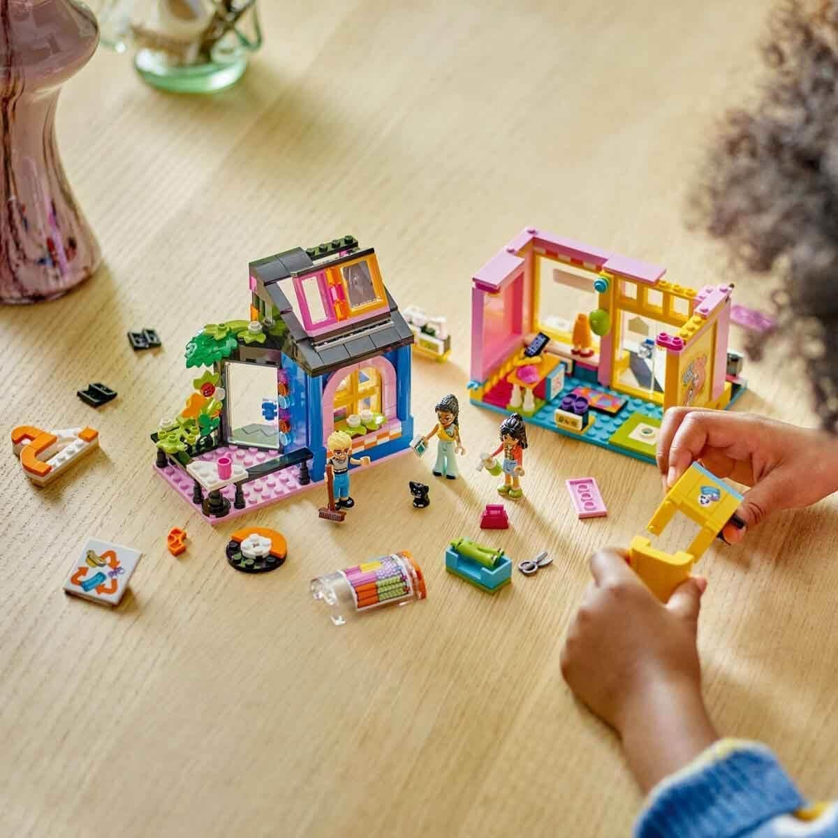LEGO Friends Vintage modebutik byggesæt til børn med legetøjsbutik, figurer og kat, rollelegemodel for social-emotionel udvikling, gave til 6-årige piger og drenge 42614 Byggesæt Besuche den LEGO-Store