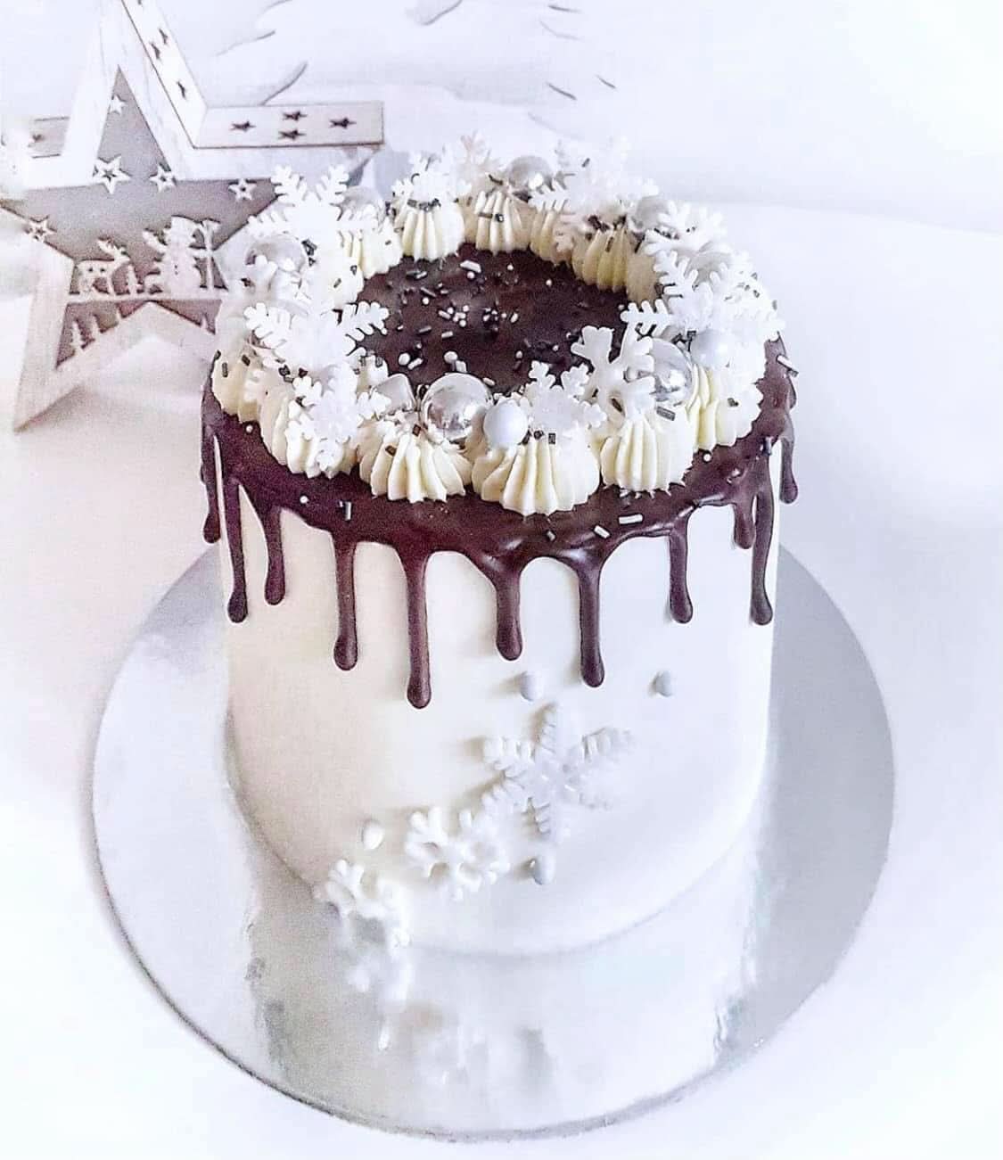 Super Drip Black Cake Glaze Cake Smelter Chokolade 300 gram Glazes and Decor Naty Shop