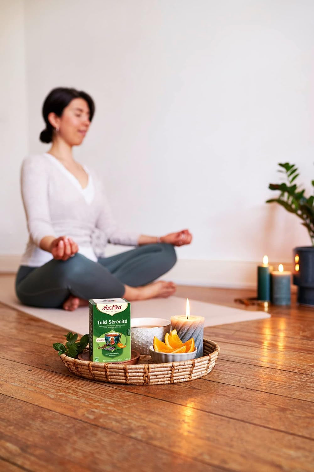 Yogi-te - Tulsi Serenity, Ayurvedisk urtete, koffeinfri, Tulsi-blanding - hellig basilikum, lakrids og appelsin, Yogi-te, 6 stk., 6 x 17 teposer (102 teposer)