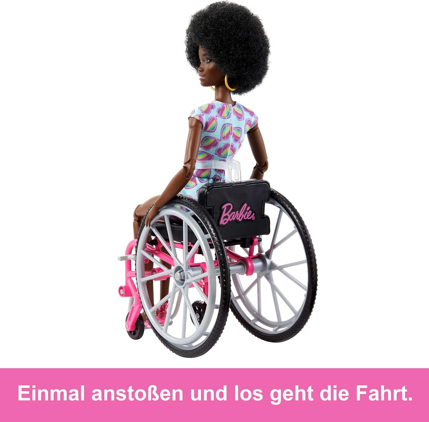 Barbie Fashionistas Sort hår Farverig Jumpsuit Kørestolsrampe Kørestolsdukke Inkluderet Gavelegetøj til børn Alder 3+ HJT14
