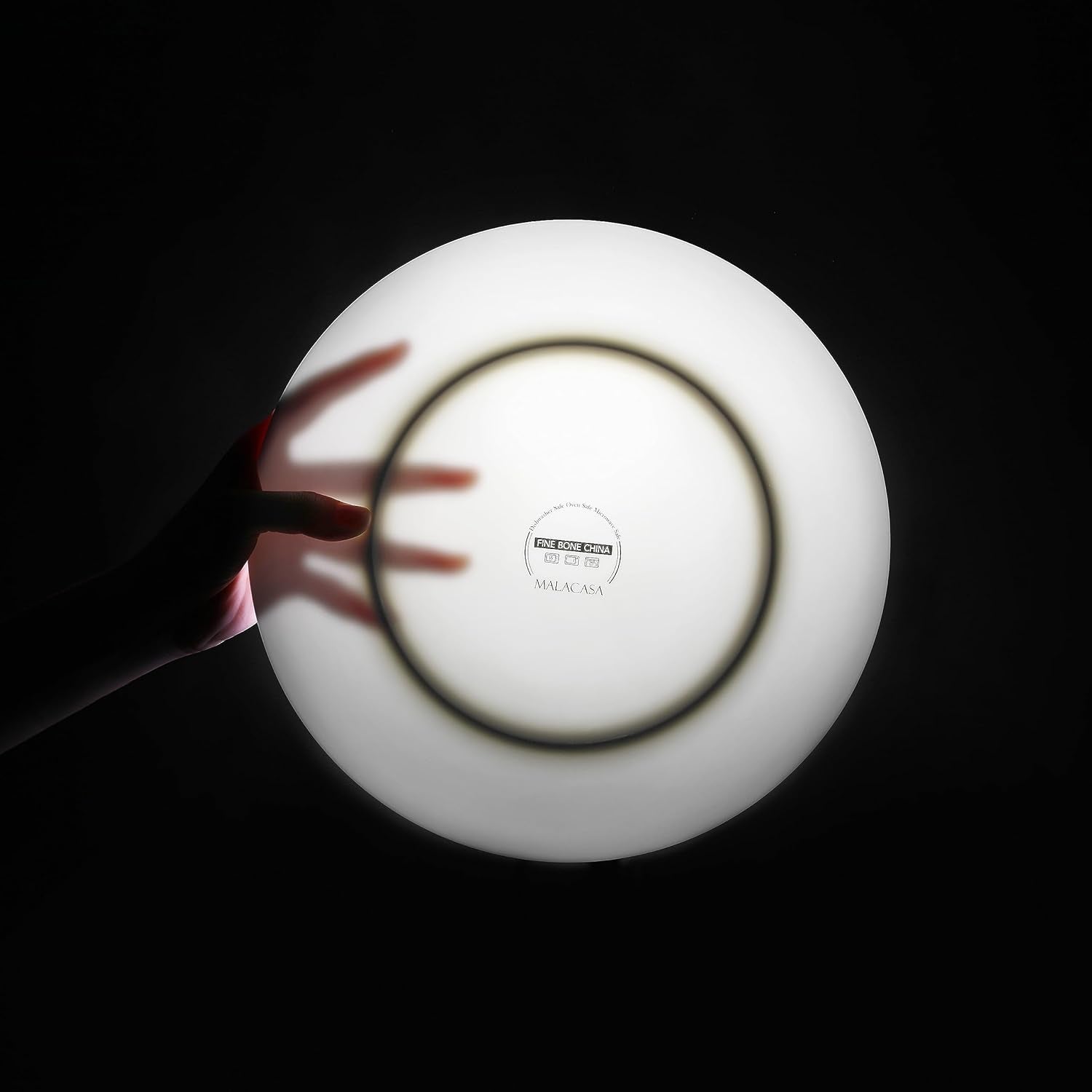 MALACASA 4-personers porcelænssæt Bone China 16-delt porcelænssæt rund hvid med guldkant Kombinationssæt med 4 middagstallerkener 4 desserttallerkener 4 Suma-tallerkener og 4 kornskåle NORI-serien