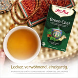 Yogi Tea Green Chai, økologisk ayurvedisk krydret te, blanding af kanel, mynte, grøn te, ingefær, kardemomme og nelliker, 6X17 teposer (i alt 102 teposer)