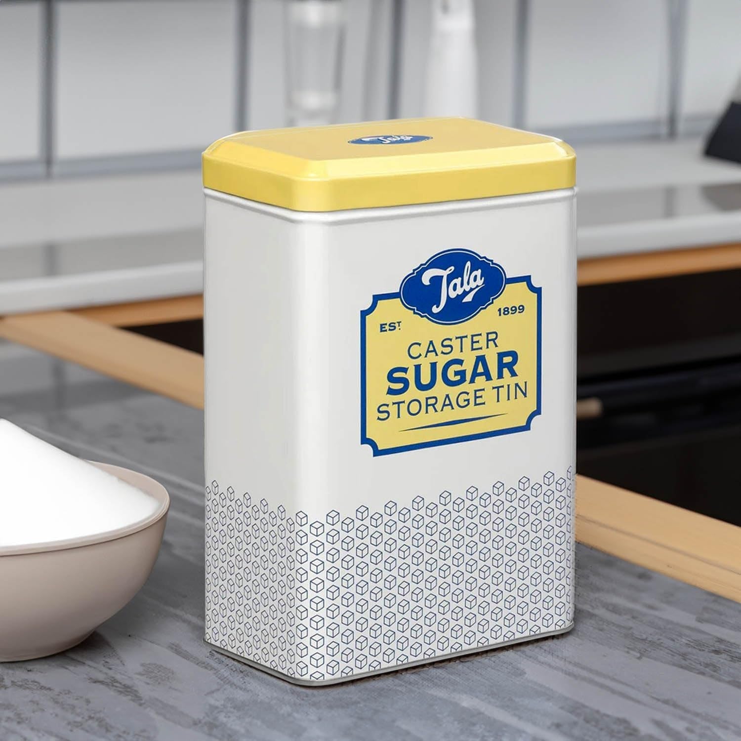 Tala Originals Retro Design Metal Opbevaringsboks i Gul og Creme Kan indeholde en hel pose med pulveriseret sukker