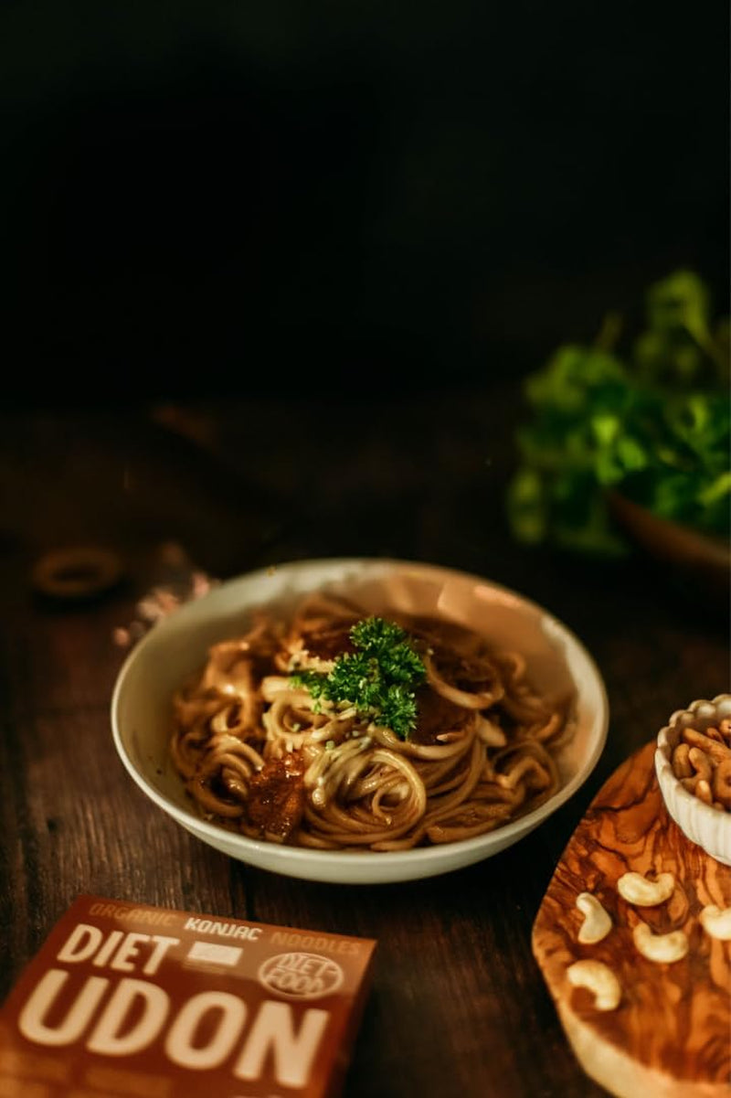 Udon Shirataki Konjac Noodles Bio 385g - Lavt kalorieindhold, glutenfri, vegansk - lavet af konjacrod, rig på fibre DIET-MAD