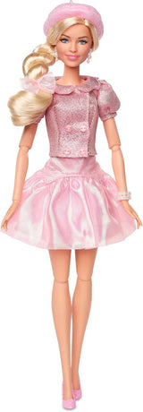 Barbie filmen baseret på filmen Margot Robbie som Barbie samlerfigur i pink bluse og tylnederdel med stiliseret frisure og matchende smykker JBJ53