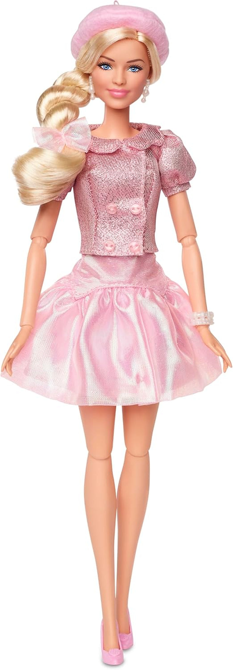 Barbie filmen baseret på filmen Margot Robbie som Barbie samlerfigur i pink bluse og tylnederdel med stiliseret frisure og matchende smykker JBJ53