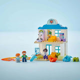 LEGO DUPLO Town Første besøg hos lægen, byggelegetøj, legesæt til fremme af finmotorik, gave til småbørn 2 år, pædagogisk legetøj, hospitalsrollespil 10449 byggesæt Besuche den LEGO-Store