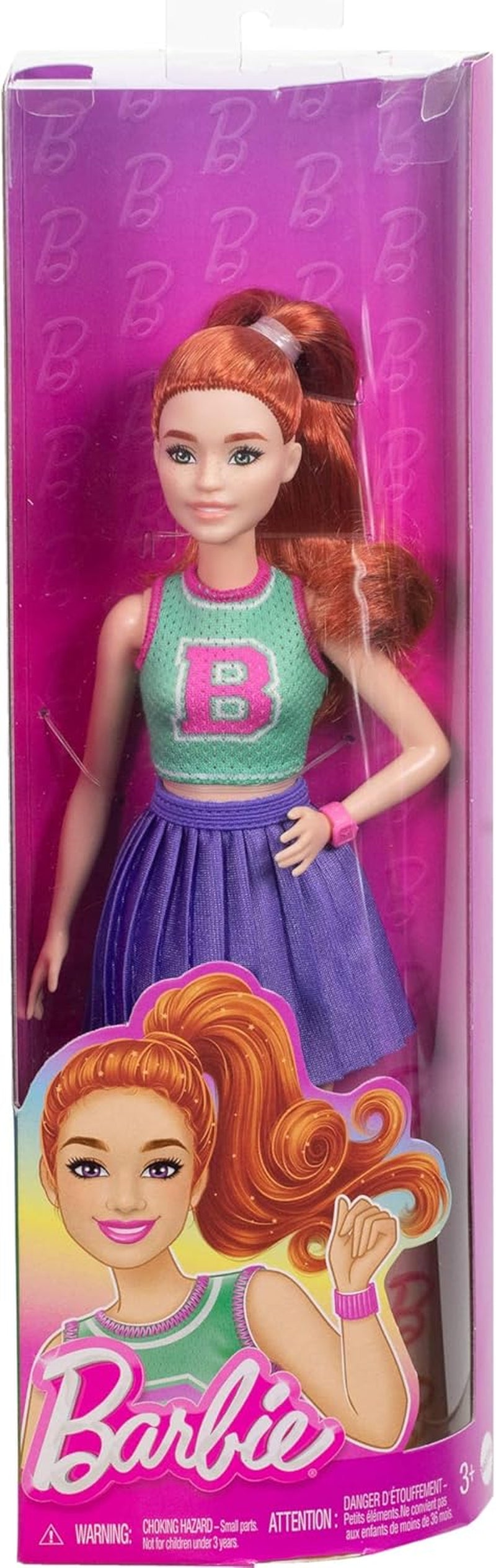 Barbie Fashionista dukke nr. 232 med rødt hår, sport B-print jersey top, lilla plisseret nederdel, armbåndsur og sneakers, HYT90