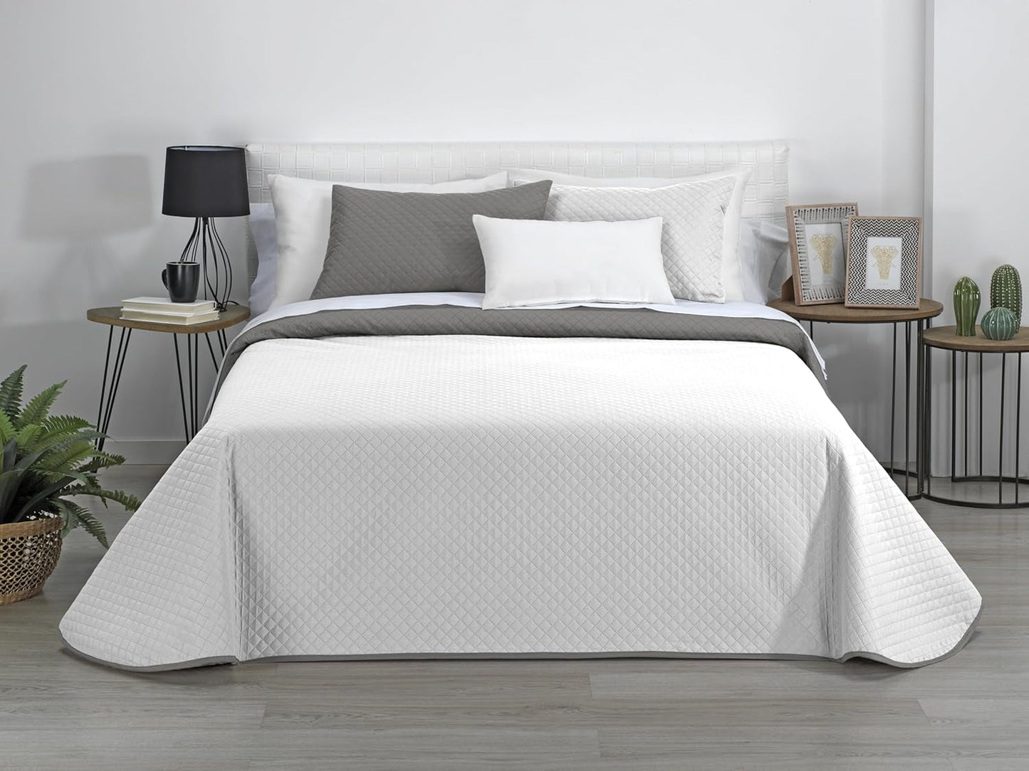 Estoralis | AVA | Vendbar Boutique Quilt | Til alle årstider | Farve - Hvid/Taupe | Til Seng 180 Cm. (270 X 270 Cm. Ancho X Alto) | Quiltet quilt Quilts og quilts Naty Shop